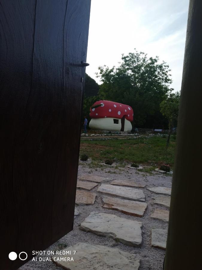 Krka Fairytale Little Castle Hotel Skradin Exterior foto