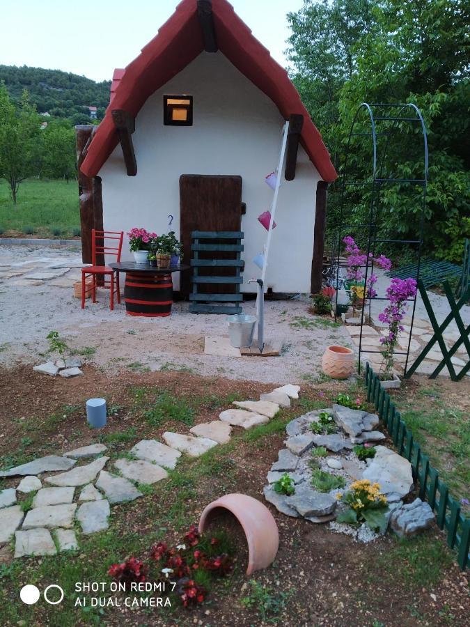 Krka Fairytale Little Castle Hotel Skradin Exterior foto
