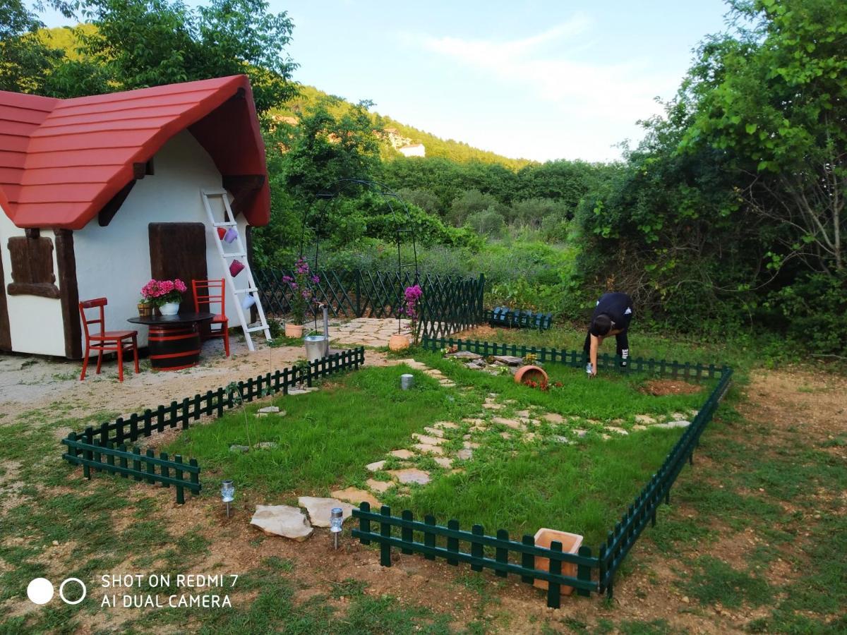 Krka Fairytale Little Castle Hotel Skradin Exterior foto